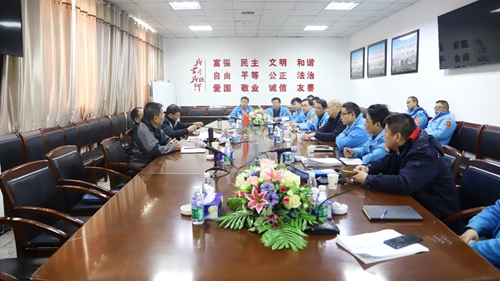 省應(yīng)急管理廳關(guān)業(yè)華到楚星公司調(diào)研特殊作業(yè)電子票證試點(diǎn)工作(圖1) 省應(yīng)急管理廳關(guān)業(yè)華到楚星公司調(diào)研特殊作業(yè)電子票證試點(diǎn)工作(圖1)