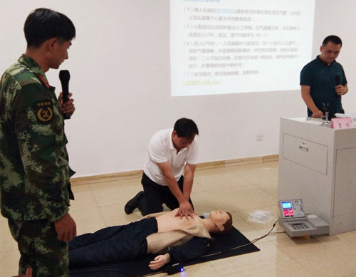 宜化集團優(yōu)秀班組長“三個一”活動圓滿結(jié)束(圖2) 宜化集團優(yōu)秀班組長“三個一”活動圓滿結(jié)束(圖2)