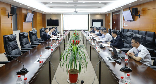 王大真拜訪中國五環(huán)設(shè)計(jì)院(圖2) 王大真拜訪中國五環(huán)設(shè)計(jì)院(圖2)