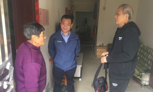 周金平帶隊到羅家村開展精準扶貧入戶走訪(圖2) 周金平帶隊到羅家村開展精準扶貧入戶走訪(圖2)