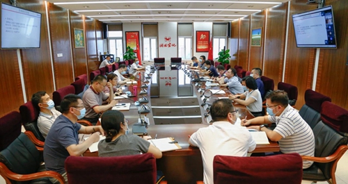 集團(tuán)中層領(lǐng)導(dǎo)干部培訓(xùn)班圍繞線上營銷轉(zhuǎn)型開展學(xué)習(xí)(圖1) 集團(tuán)中層領(lǐng)導(dǎo)干部培訓(xùn)班圍繞線上營銷轉(zhuǎn)型開展學(xué)習(xí)(圖1)