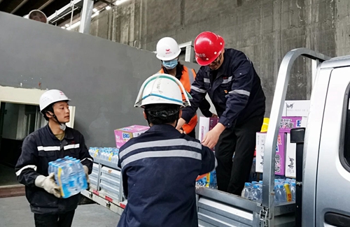 青海宜化:奏響大修進(jìn)行曲 堅(jiān)決打贏攻堅(jiān)戰(zhàn)(圖6) 青海宜化:奏響大修進(jìn)行曲 堅(jiān)決打贏攻堅(jiān)戰(zhàn)(圖6)