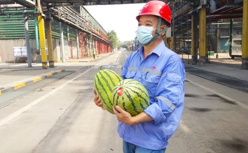 情系一線 集團(tuán)工會到分子公司“送清涼”(圖4) 情系一線 集團(tuán)工會到分子公司“送清涼”(圖4)