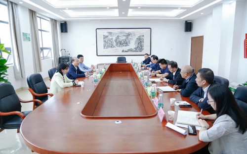 湖北省應(yīng)急管理廳黨委副書記、副廳長楊愛東到宜化實(shí)訓(xùn)基地現(xiàn)場調(diào)研(圖3)