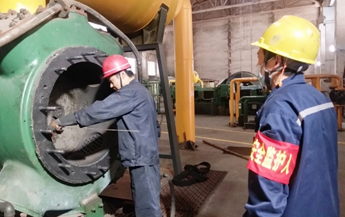 雙環(huán)公司:筑牢四道防線 確保安全檢修(圖3) 雙環(huán)公司:筑牢四道防線 確保安全檢修(圖3)