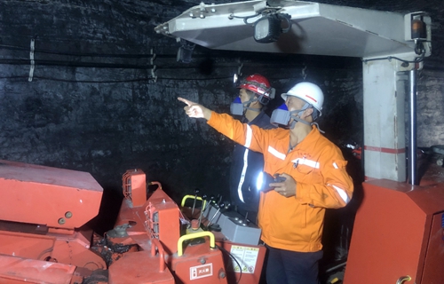 礦業(yè)公司：思維碰撞、經(jīng)驗(yàn)共享，講出班組安全管理標(biāo)準(zhǔn)化建設(shè)好辦法(圖2)