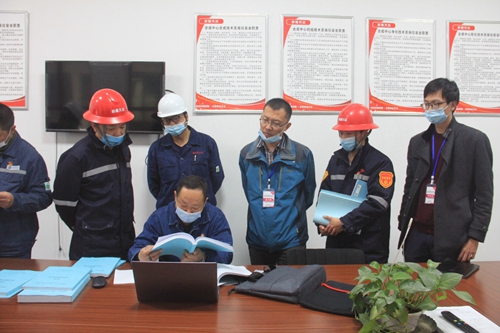 國務(wù)院安委辦?；分攸c縣專家組到新疆天運開展安全生產(chǎn)指導(dǎo)服務(wù)工作(圖2)