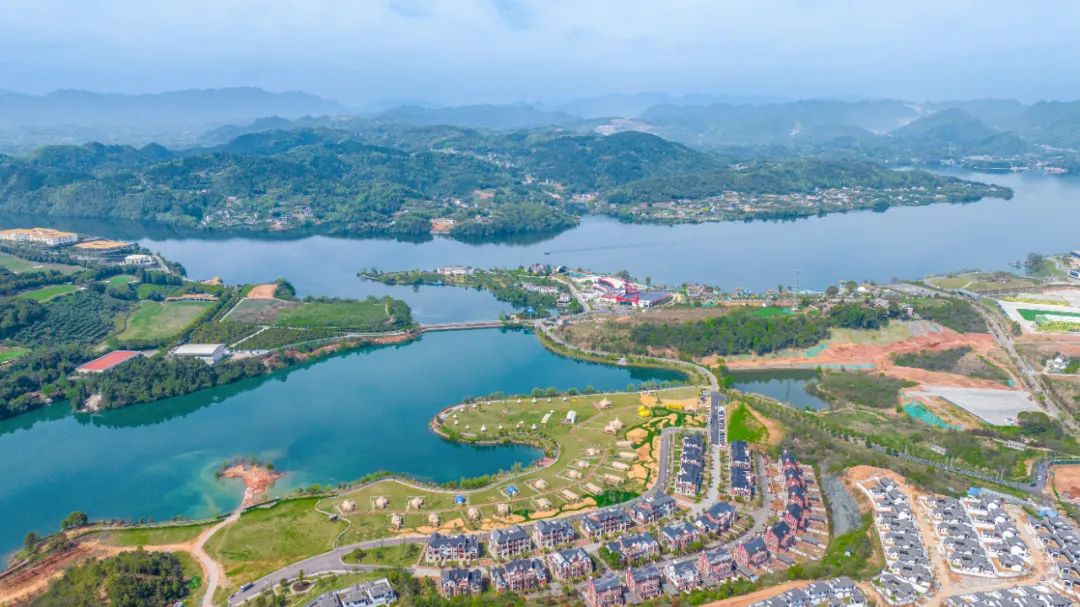 奮進(jìn)新宜化綻放YOUNG力量！集團(tuán)團(tuán)委組織青年大學(xué)生開展團(tuán)建活動(dòng)(圖4)