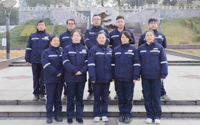 喜報(bào)！全國表彰，股份公司猇亭片區(qū)電解四班榜上有名！(圖1)